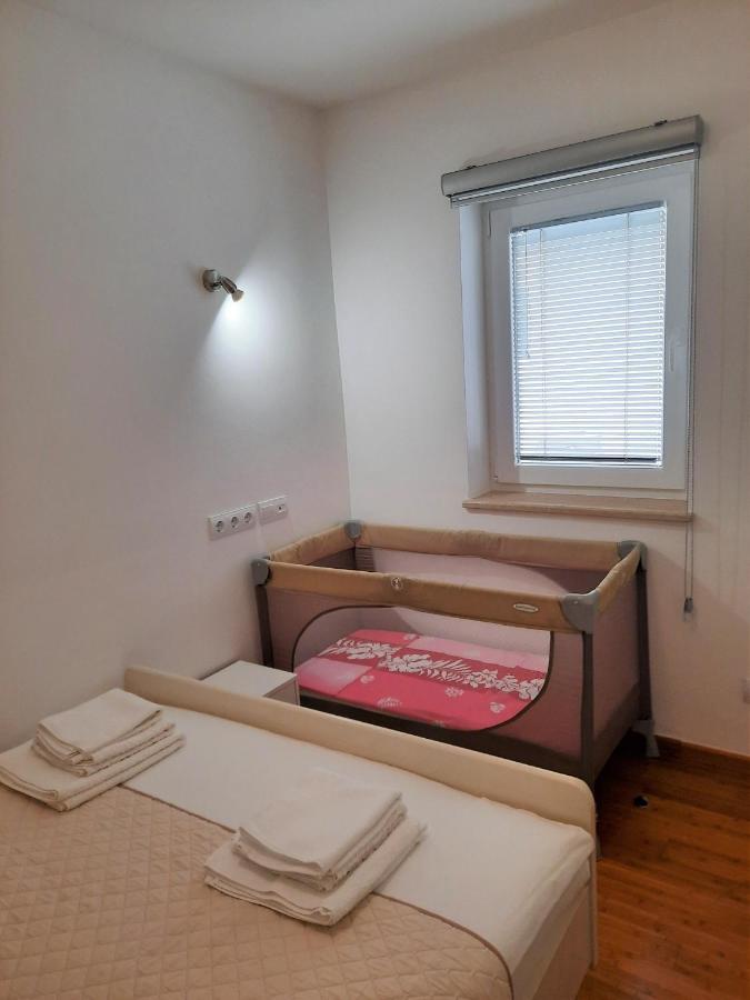 Apartment Mato Barbariga Buitenkant foto
